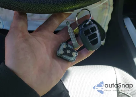 2016 Toyota Corolla Le z USA, uszkodzony, nr VIN 2T1BURHE3GC524714